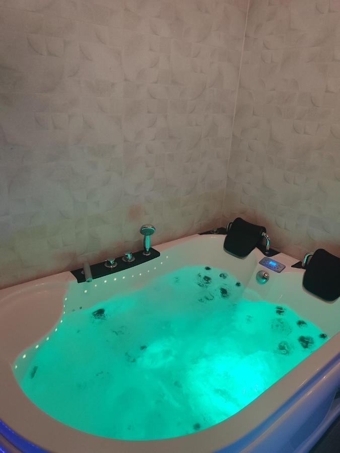 Apartamento Buenavista Con Jacuzzi Y Jardin Privado En Abadía Exteriör bild